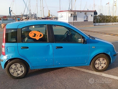Usato 2003 Fiat Panda 1.0 Benzin 45 CV (3.000 €)