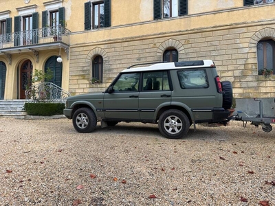 Usato 2003 Land Rover Discovery 2.5 Diesel 138 CV (15.950 €)