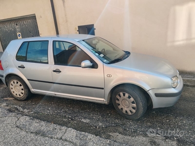 Usato 2003 VW Golf IV 1.9 Diesel 130 CV (1.000 €)