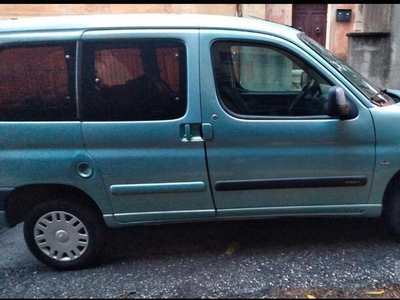 Usato 2004 Citroën Berlingo 1.9 Diesel 69 CV (2.200 €)