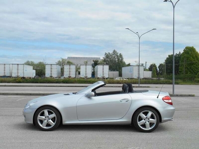 Usato 2004 Mercedes SLK200 1.8 Benzin 163 CV (15.900 €)