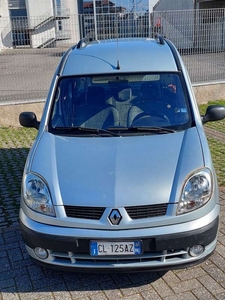Usato 2004 Renault Kangoo 1.5 Diesel 82 CV (1.999 €)