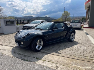 Usato 2004 Smart Roadster 0.7 Benzin 82 CV (5.990 €)