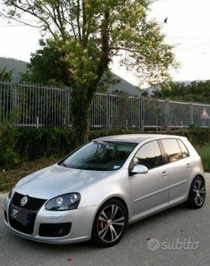 Usato 2004 VW Golf V 2.0 Diesel (4.900 €)