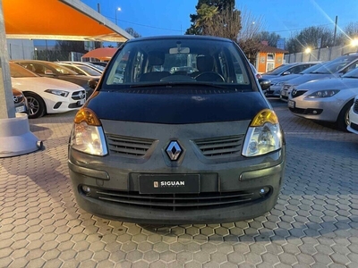 Usato 2005 Renault Modus 1.1 Benzin 75 CV (2.790 €)
