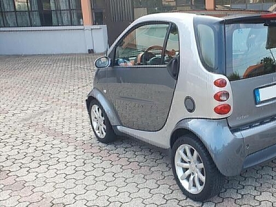 Usato 2005 Smart ForTwo Coupé 0.7 Benzin 61 CV (3.500 €)