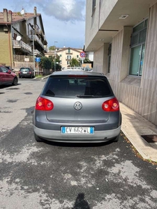 Usato 2005 VW Golf V 1.6 Benzin 116 CV (1.650 €)