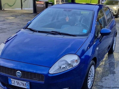 Usato 2006 Fiat Grande Punto 1.2 Benzin 65 CV (2.900 €)