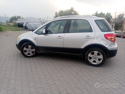 Usato 2006 Fiat Sedici Diesel (3.800 €)