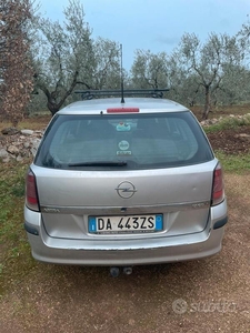 Usato 2006 Opel Astra 1.7 Diesel 60 CV (1.600 €)