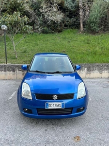 Usato 2006 Suzuki Swift 1.3 Benzin 91 CV (4.500 €)