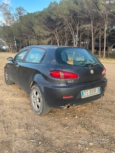 Usato 2007 Alfa Romeo 147 1.9 Diesel 116 CV (2.300 €)