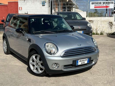 Usato 2007 Mini ONE 1.4 Benzin 95 CV (5.200 €)