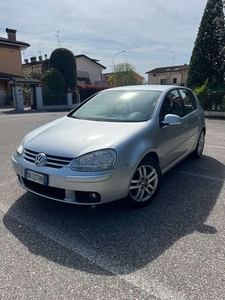 Usato 2007 VW Golf V 1.6 CNG_Hybrid 102 CV (4.200 €)