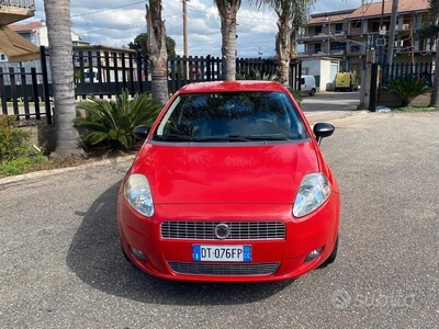 Usato 2008 Fiat Grande Punto Benzin (2.500 €)