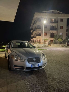 Usato 2008 Jaguar XF 3.0 Benzin 238 CV (7.500 €)