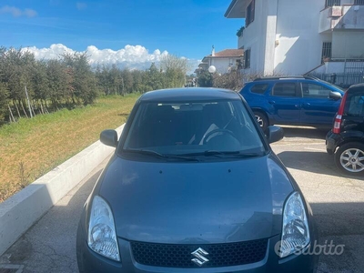 Usato 2008 Suzuki Swift Benzin (4.500 €)