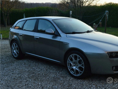 Usato 2009 Alfa Romeo 159 1.9 Diesel 150 CV (5.700 €)