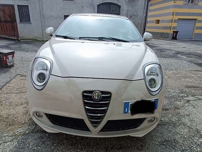 Usato 2009 Alfa Romeo MiTo 1.4 Benzin 79 CV (4.500 €)