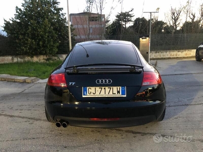 Usato 2009 Audi TT 1.8 Benzin 160 CV (12.500 €)