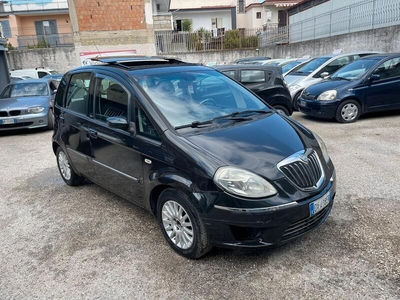 Usato 2009 Lancia Musa 1.6 Diesel 120 CV (1.499 €)