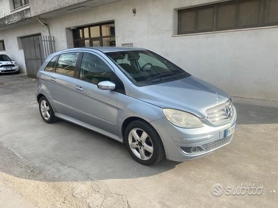 Usato 2009 Mercedes B180 2.0 Diesel (2.500 €)