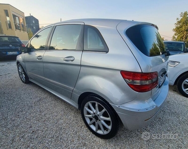 Usato 2009 Mercedes B200 2.0 Diesel 140 CV (4.490 €)