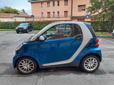 Usato 2009 Smart ForTwo Coupé 1.0 Benzin 71 CV (4.800 €)