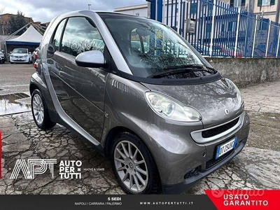 Usato 2009 Smart ForTwo Coupé 1.0 Benzin 84 CV (6.500 €)