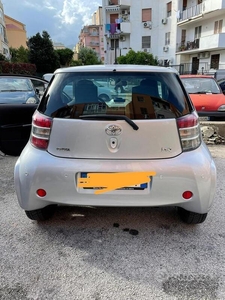 Usato 2009 Toyota iQ 1.0 Benzin (7.000 €)