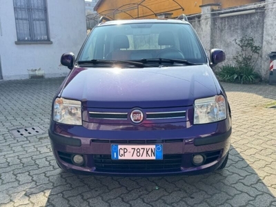 Usato 2010 Fiat Panda 1.2 Benzin 69 CV (5.690 €)