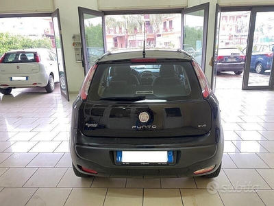 Usato 2010 Fiat Punto Evo 1.4 CNG_Hybrid 77 CV (2.999 €)