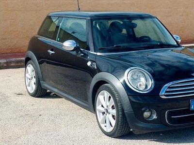 Usato 2010 Mini Cooper D 1.6 Diesel 112 CV (4.800 €)