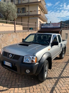 Usato 2010 Nissan Navara 2.5 Diesel (12.900 €)