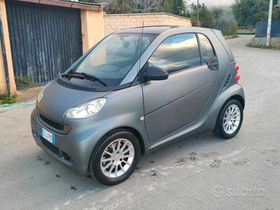 Usato 2010 Smart ForTwo Coupé 1.0 Benzin 71 CV (5.900 €)