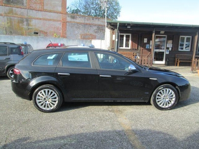 Usato 2011 Alfa Romeo 159 2.0 Diesel 136 CV (5.700 €)