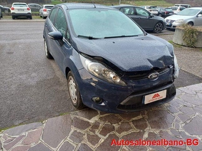 Usato 2011 Ford Fiesta 1.2 Benzin 60 CV (1.500 €)