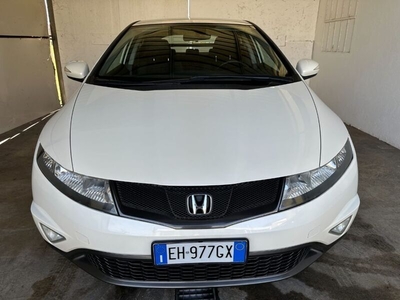 Usato 2011 Honda Civic 1.3 Benzin 99 CV (7.500 €)