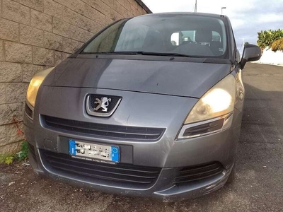 Usato 2011 Peugeot 5008 1.6 Diesel 111 CV (3.000 €)