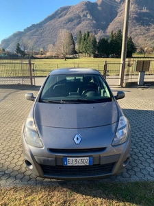 Usato 2011 Renault Clio 1.1 Benzin 75 CV (2.300 €)