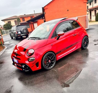 Usato 2012 Abarth 500 1.4 Benzin 135 CV (18.900 €)