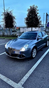 Usato 2012 Alfa Romeo Giulietta 1.4 Benzin 120 CV (9.600 €)