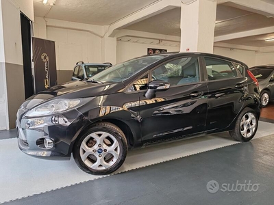 Usato 2012 Ford Fiesta 1.2 Benzin 82 CV (5.990 €)