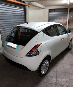 Usato 2012 Lancia Ypsilon Diesel (8.500 €)