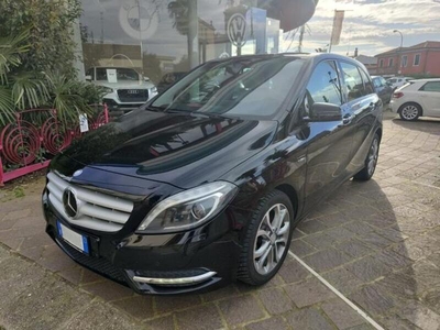 Usato 2012 Mercedes 180 1.6 Benzin 122 CV (10.990 €)