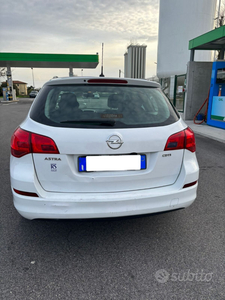 Usato 2012 Opel Astra 1.7 Diesel 110 CV (3.500 €)