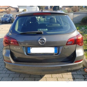 Usato 2012 Opel Astra 1.7 Diesel 125 CV (4.500 €)