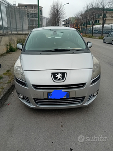 Usato 2012 Peugeot 5008 1.6 Diesel 112 CV (3.750 €)