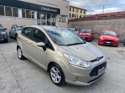 Usato 2013 Ford B-MAX 1.0 Benzin 101 CV (6.900 €)