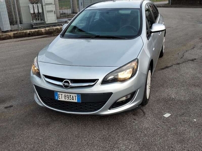 Usato 2013 Opel Astra 1.7 Diesel 110 CV (2.890 €)